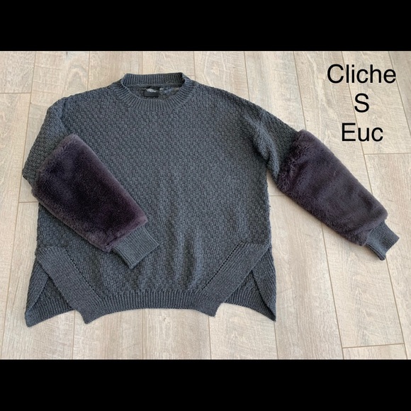 Sweater with Faux Fur accents - Picture 1 of 2